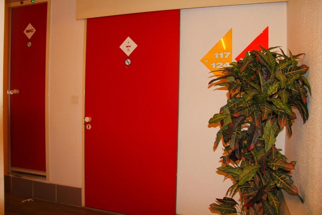 Lemon Hotel - Mery Sur Oise/Cergy Ngoại thất bức ảnh
